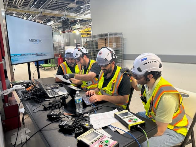 Commissioning desk in a data hall